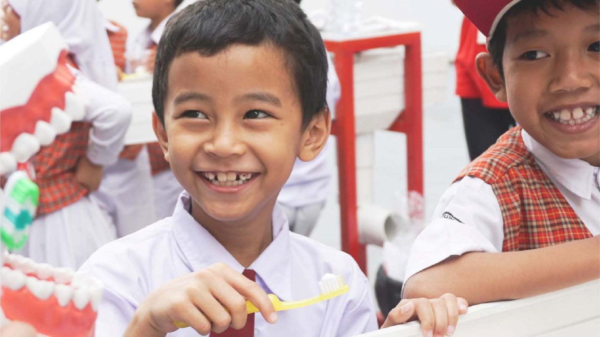 Bulan Kesehatan Gigi Nasional 