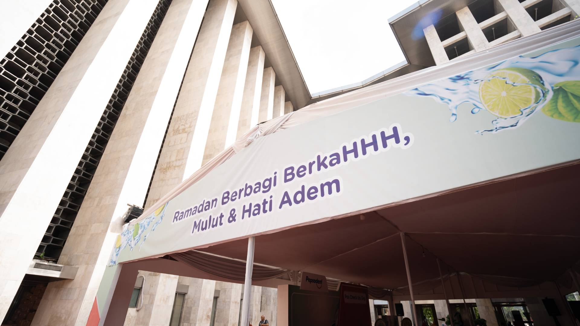 Istiqlal Mosque, PDGI, and Pepsodent Present “Ramadan Berbagi BerkaHHH, Mulut & Hati Adem” Programme